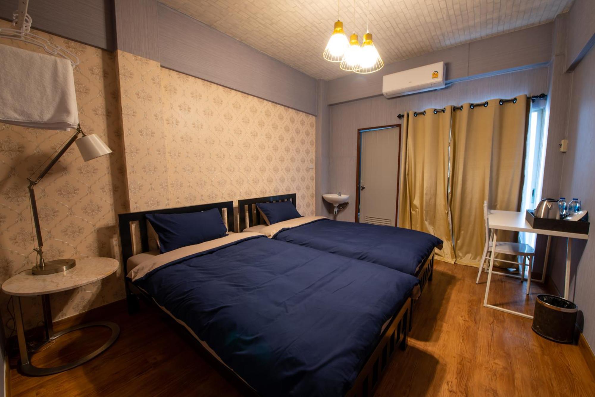 Bt Fifty Otel Bangkok Dış mekan fotoğraf